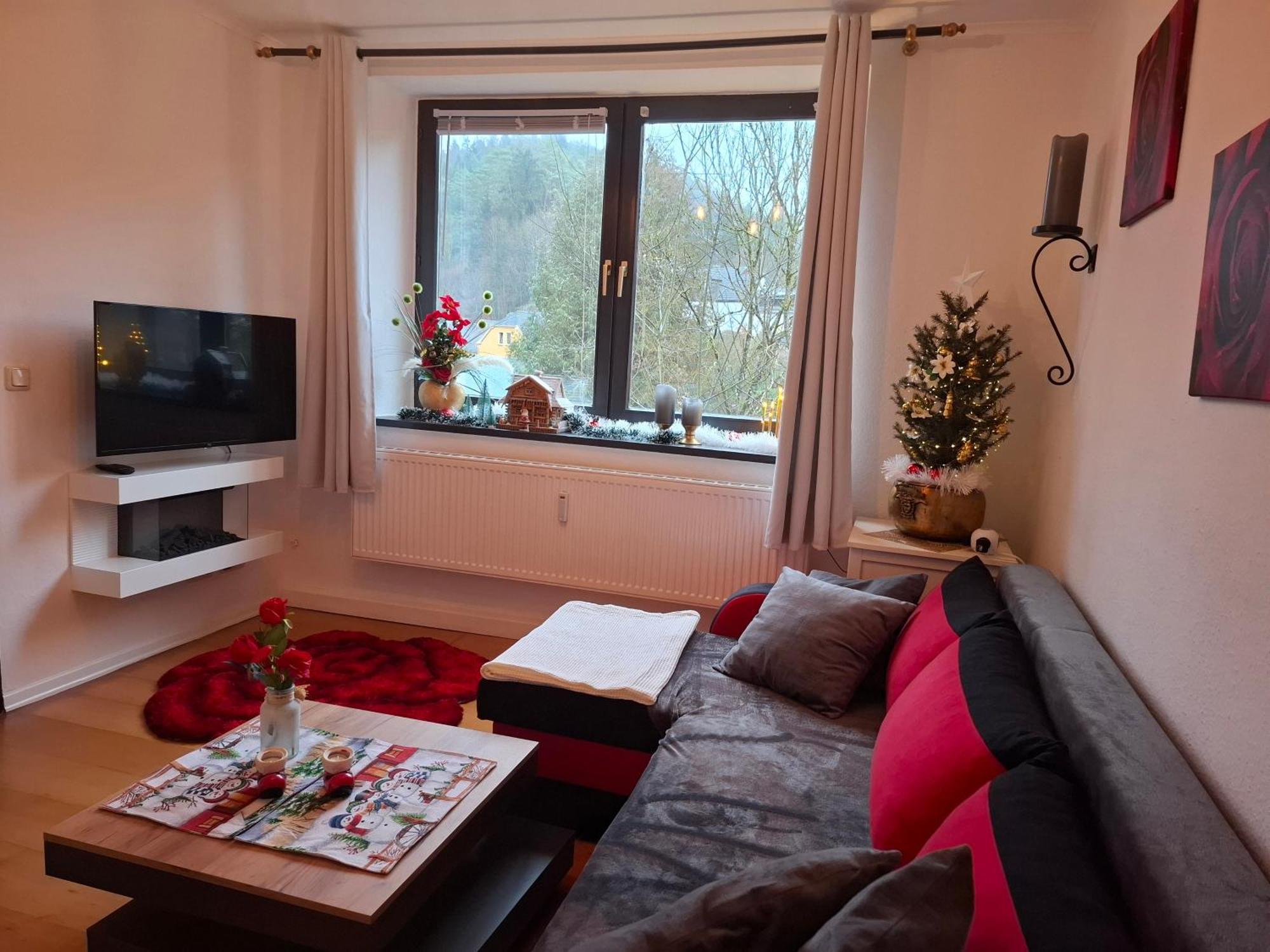Schönecken Ferienwohnung Haus Schoeneck מראה חיצוני תמונה